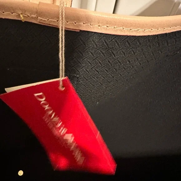 New Dooney Bourke canvas and leather large totebag - Picture 7 of 7